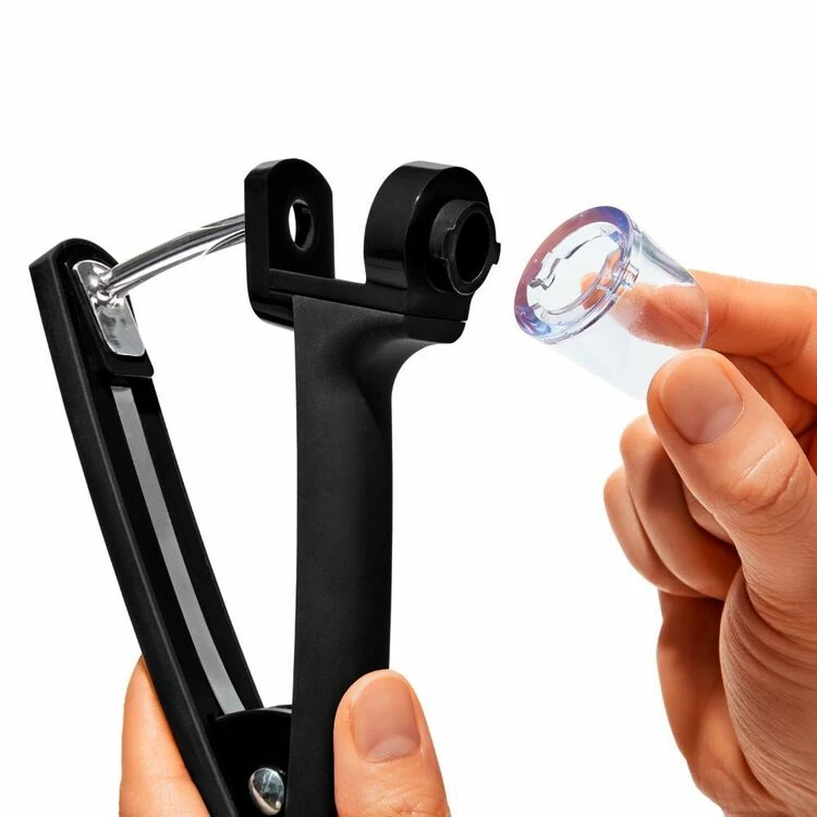 OXO Good Grips Cherry/Olive Pitter 4 OXO Good Grips Cherry/Olive Pitter - Image 2