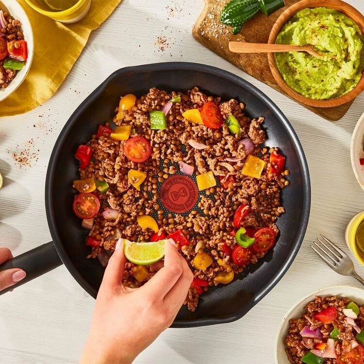 Tefal Family Day Non-Stick Frypan 24cm 5 Tefal Family Day Non-Stick Frypan 24cm - Image 3