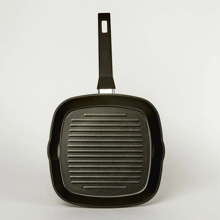 Swiss Diamond Deluxe Premium Forged Induction Square Grill Pan 28 Cm 3 Swiss Diamond Deluxe Premium Forged Induction Square Grill Pan 28 Cm